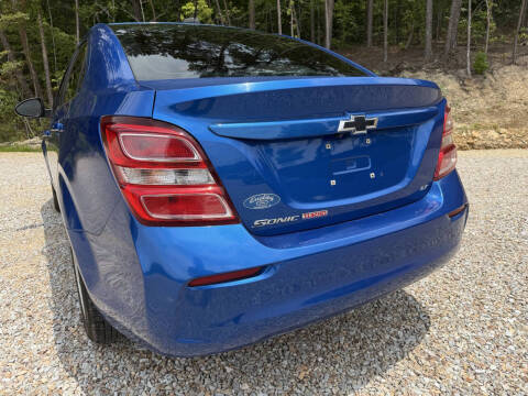 2017 Chevrolet Sonic LT Auto