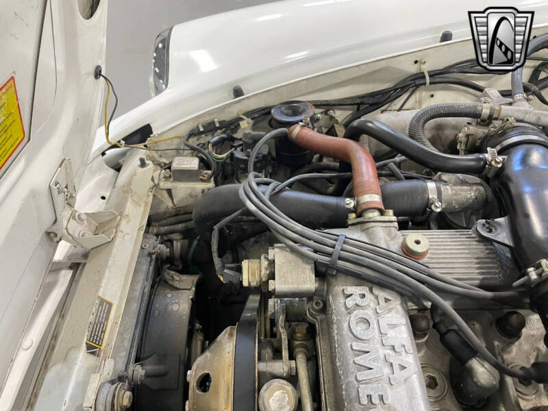 1991 Alfa Romeo Spider Veloce