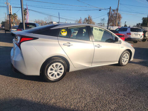 2019 Toyota Prius L Eco