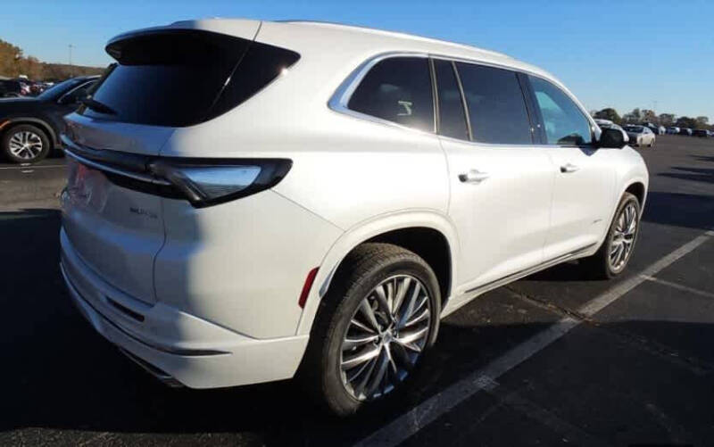 2025 Buick Enclave Avenir