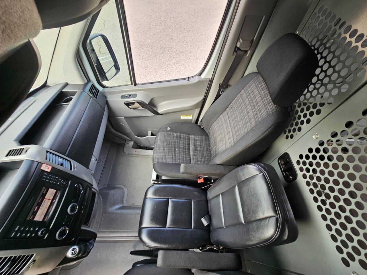 2015 Mercedes-Benz Sprinter 32