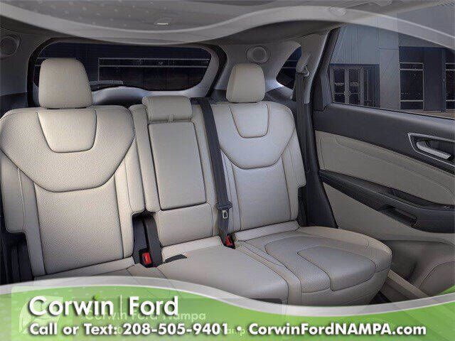 2021 Ford Edge Titanium