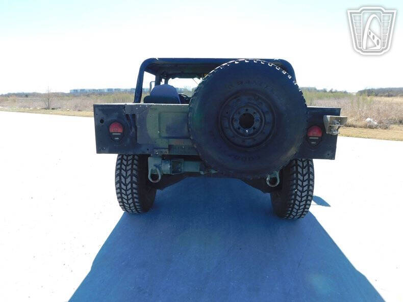 2002 AM General M1123