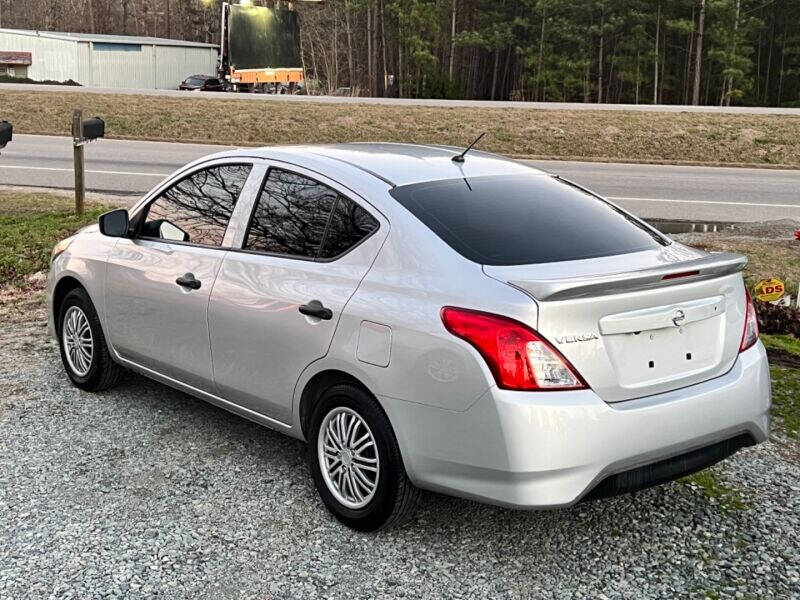 2019 Nissan Versa
