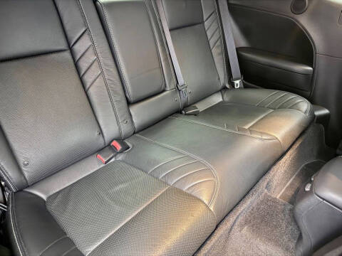 2015 Dodge Challenger SRT Hellcat