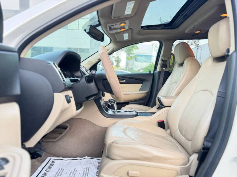 2012 GMC Acadia SLT-1