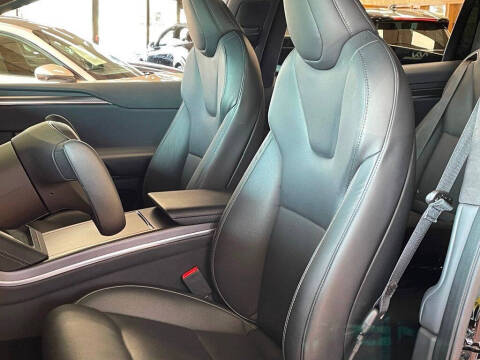 2022 Tesla Model X Plaid