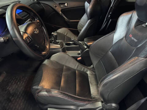 2014 Hyundai Genesis Coupe 3.8 R-Spec