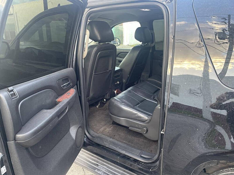 2014 Chevrolet Suburban LT