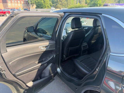 2022 Ford Edge SEL