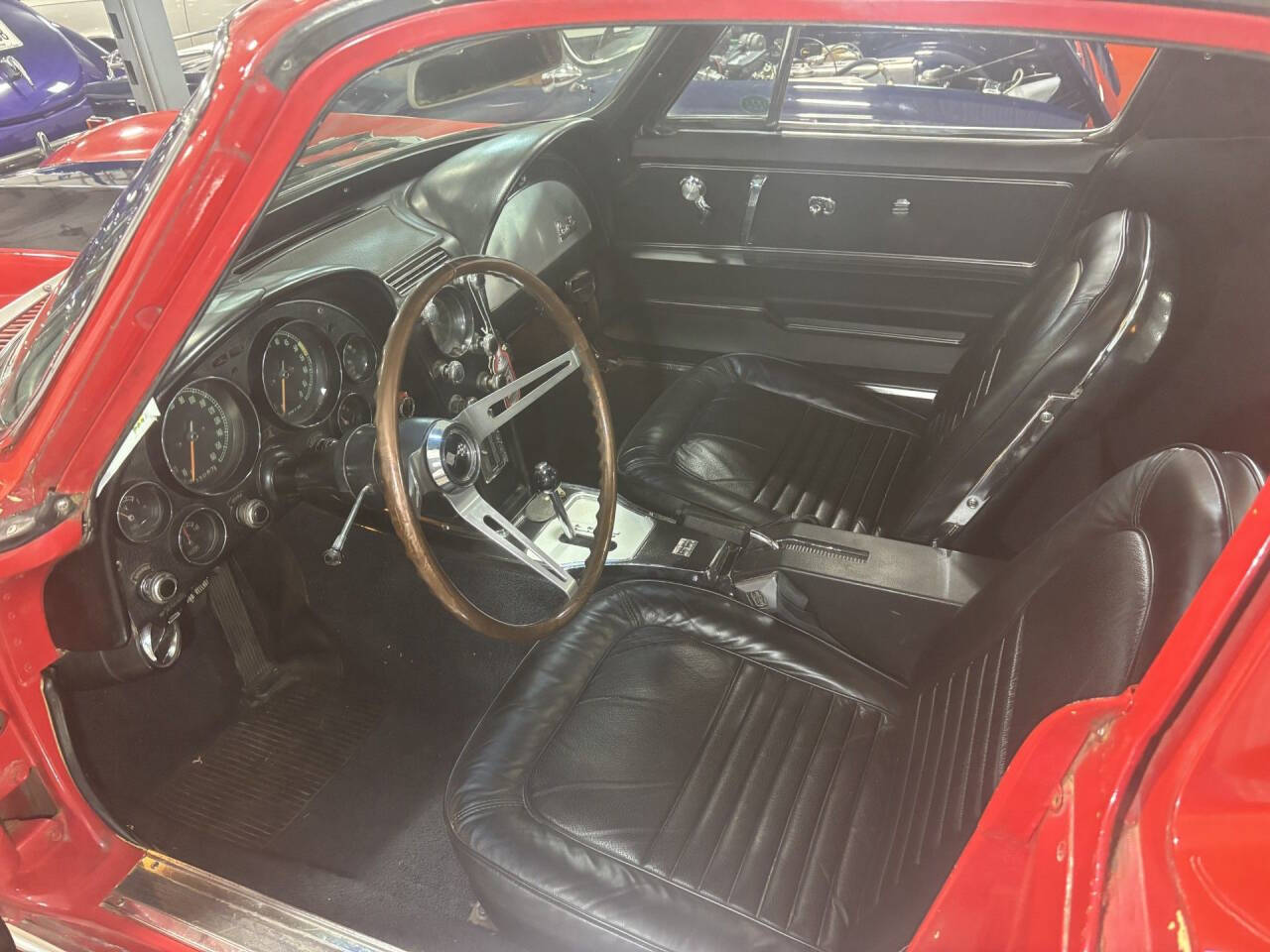 1967 Chevrolet Corvette 26