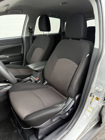 2019 Mitsubishi Outlander Sport ES