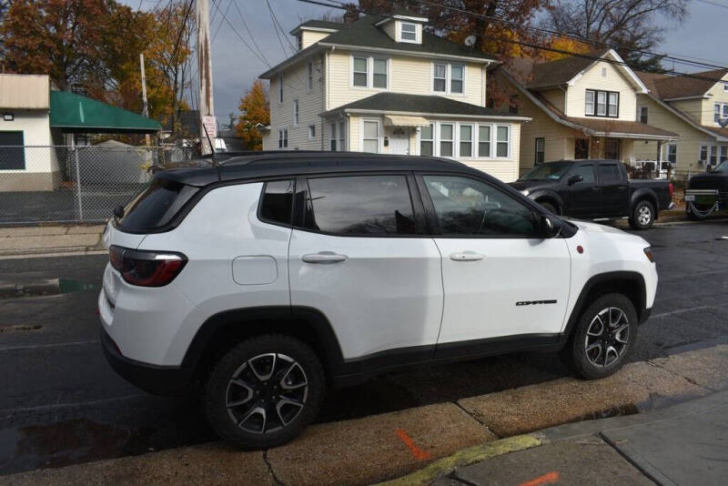 2024 Jeep Compass Trailhawk