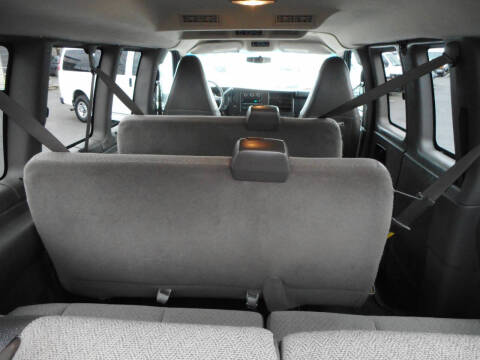 2017 Chevrolet Express LT 3500