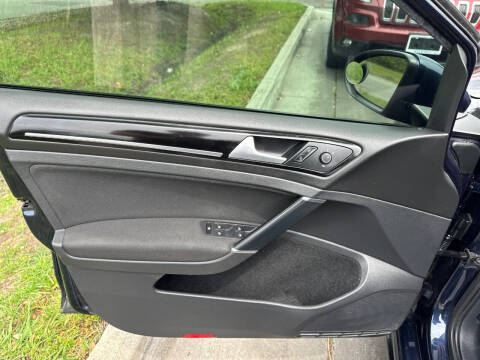 2017 Volkswagen Golf GTI S