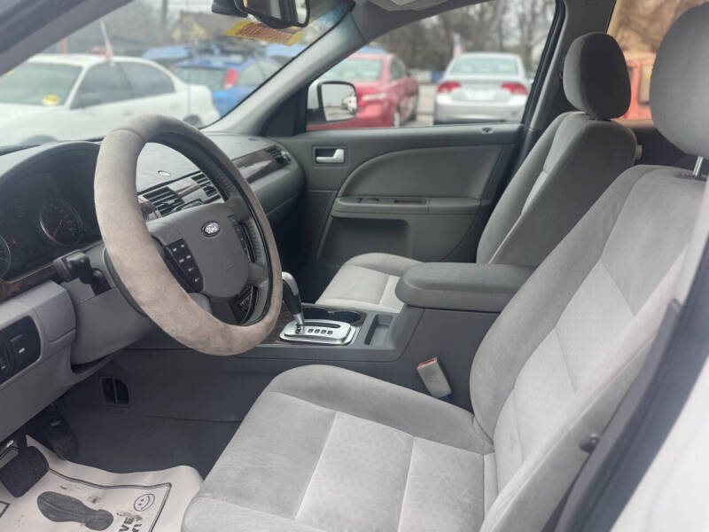 2005 Ford Five Hundred SEL