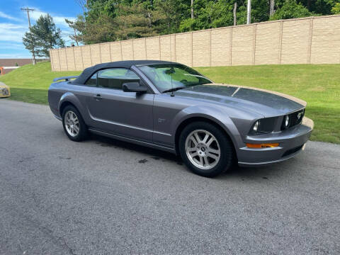 2006 Ford Mustang for sale at Lyell & Dewey Auto Inc in Rochester NY