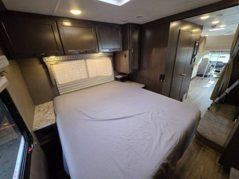 2020 Thor Motor Coach Freedom Elite