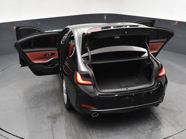 2024 BMW 3 Series 330i