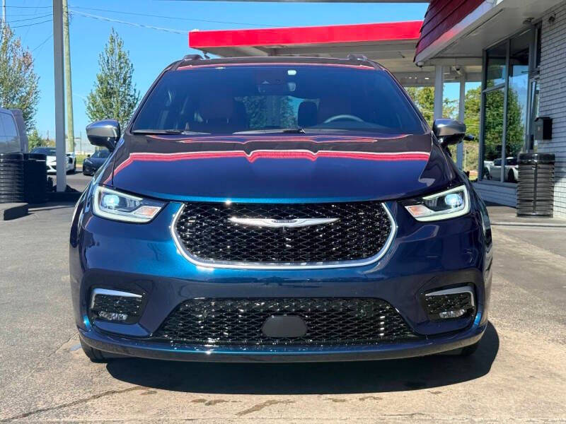 2025 Chrysler Pacifica Plug-In Hybrid Pinnacle