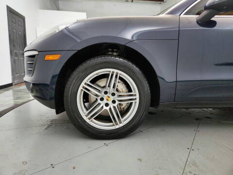 2016 Porsche Macan S