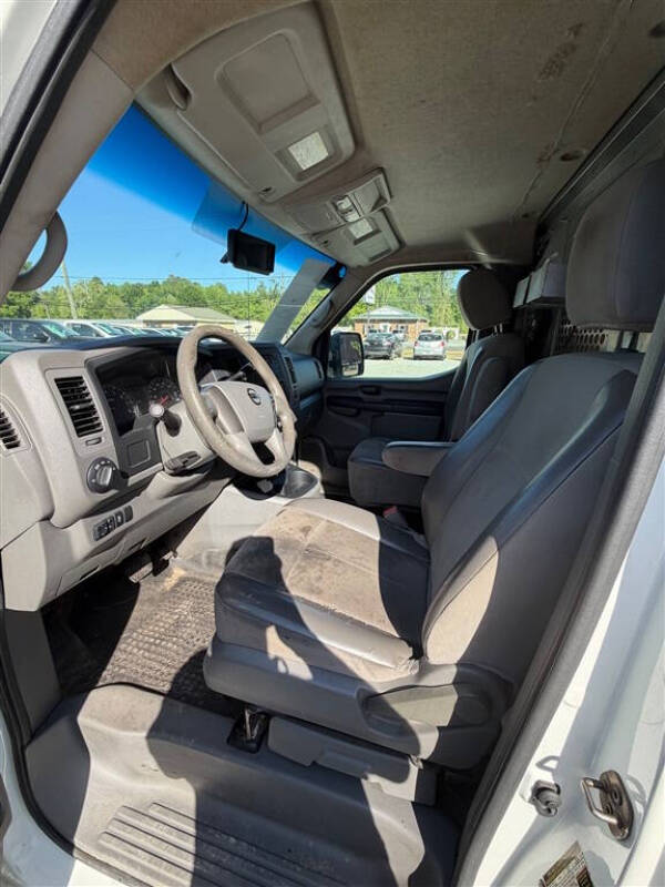 2016 Nissan NV