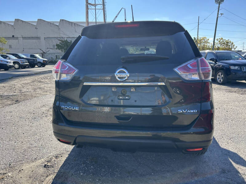 2015 Nissan Rogue SV