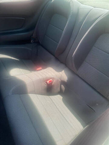 2016 Ford Mustang V6