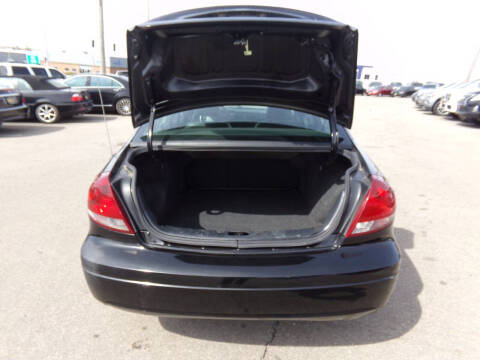 2004 Ford Taurus SEL