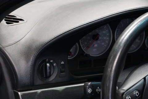 2000 BMW M5