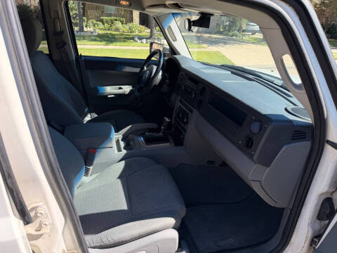 2007 Jeep Commander Sport