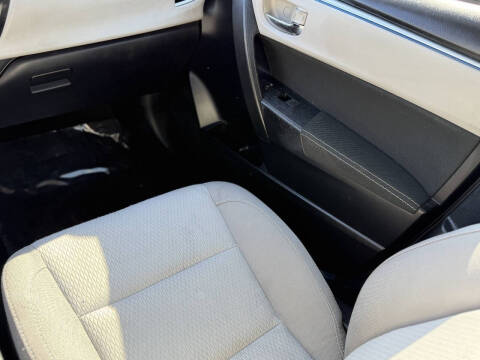 2016 Toyota Corolla LE