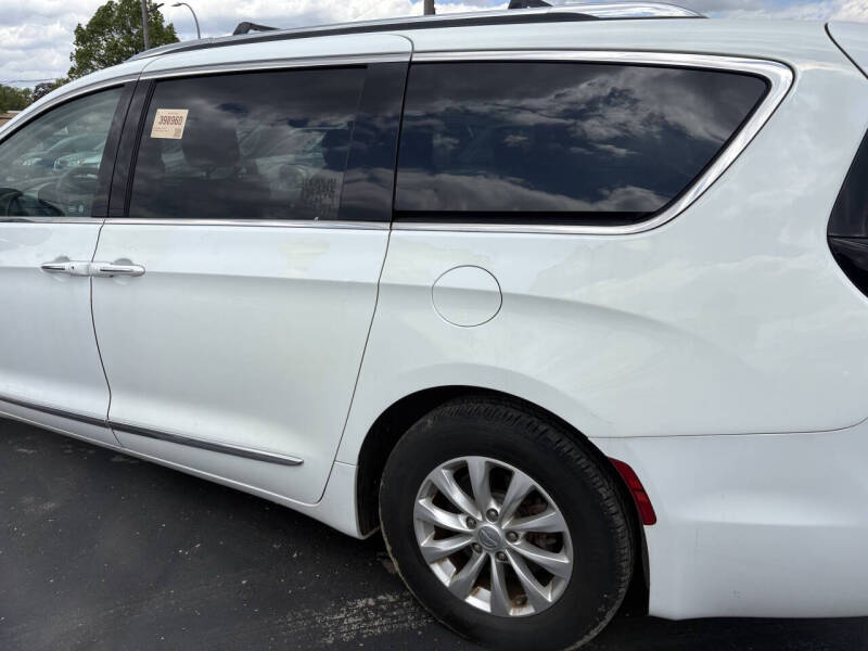 2018 Chrysler Pacifica Touring L