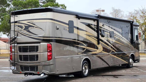 2016 Freightliner XCR Chassis