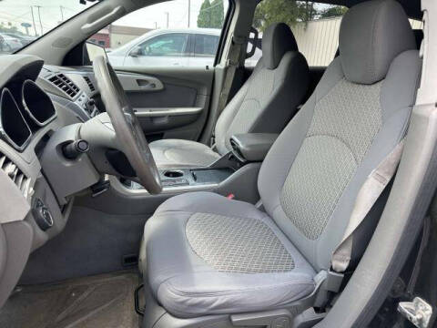 2011 Chevrolet Traverse LS