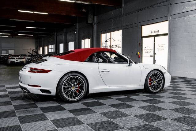 2017 Porsche 911 Carrera S