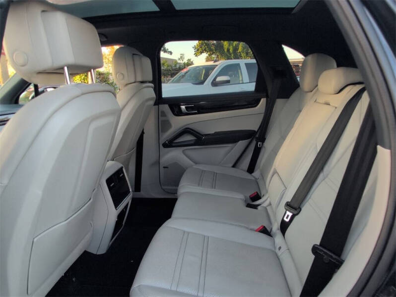 2021 Porsche Cayenne