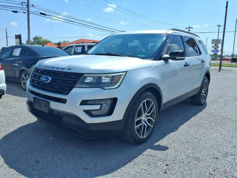 2016 Ford Explorer Sport's photo