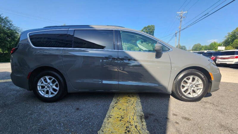 2022 Chrysler Pacifica Touring L