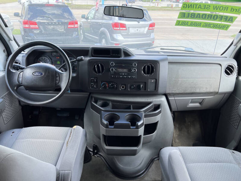 2011 Ford E-Series E-150