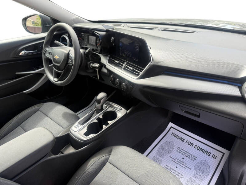 2024 Chevrolet Trax LS