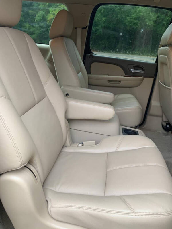 2012 Chevrolet Suburban LT