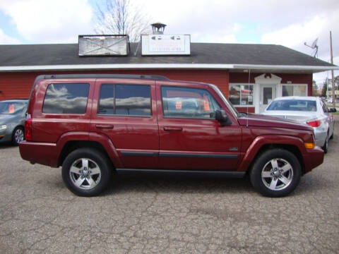 2007 Jeep Commander for sale at G and G AUTO SALES in Merrill WI