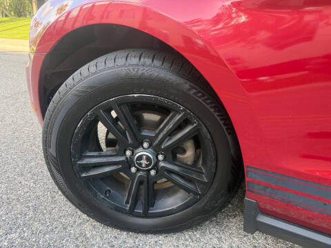 2010 Ford Mustang V6