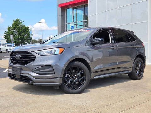 2022 Ford Edge SE