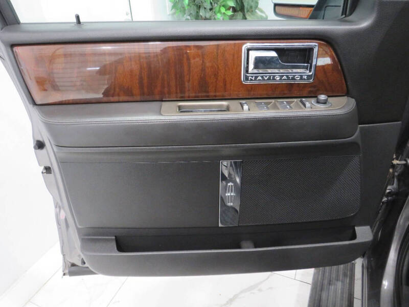 2014 Lincoln Navigator