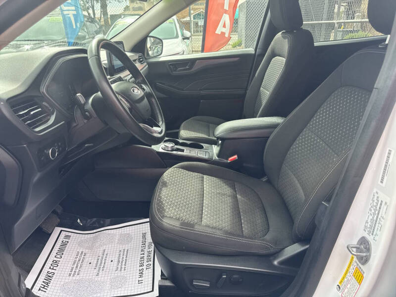 2023 Ford Escape Active
