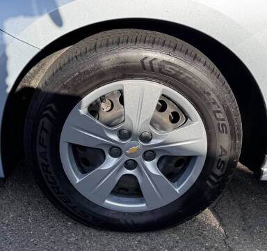 2018 Chevrolet Cruze LS Auto