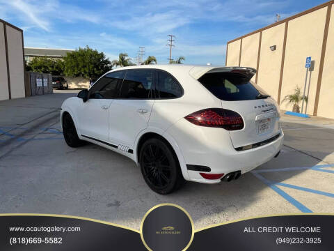 2013 Porsche Cayenne GTS