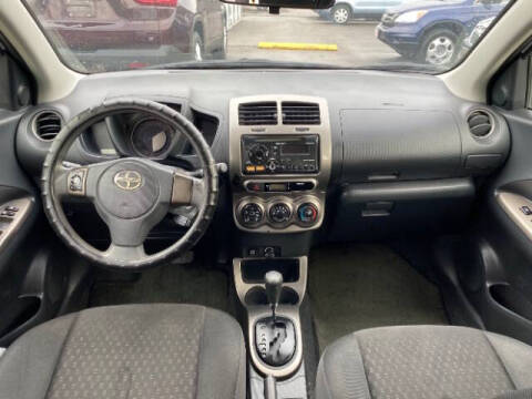 2013 Scion xD